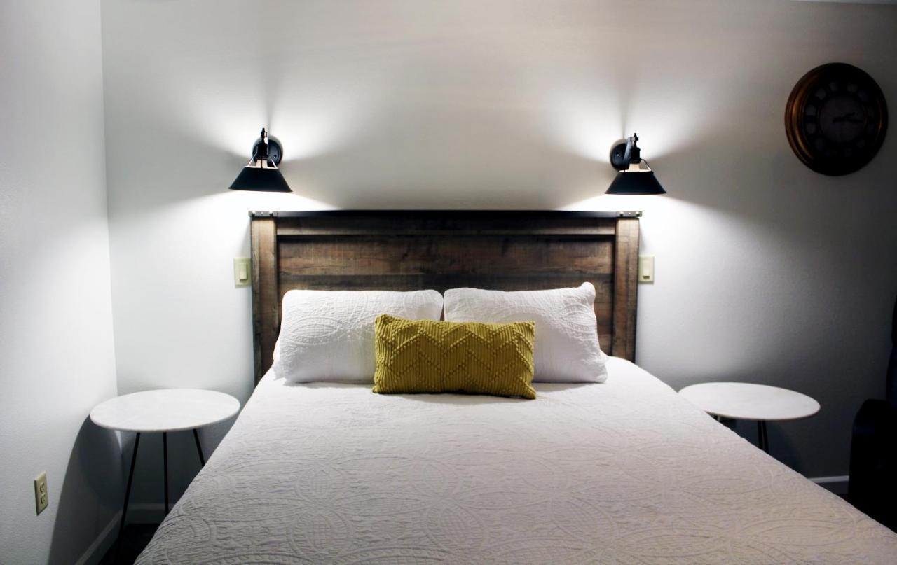 Silverton Inn & Suites מראה חיצוני תמונה