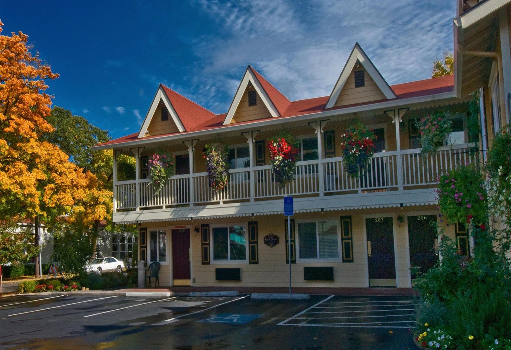 Silverton Inn & Suites מראה חיצוני תמונה