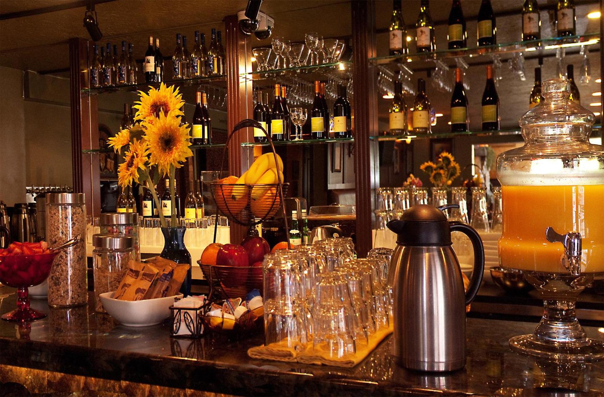 Silverton Inn & Suites מראה חיצוני תמונה
